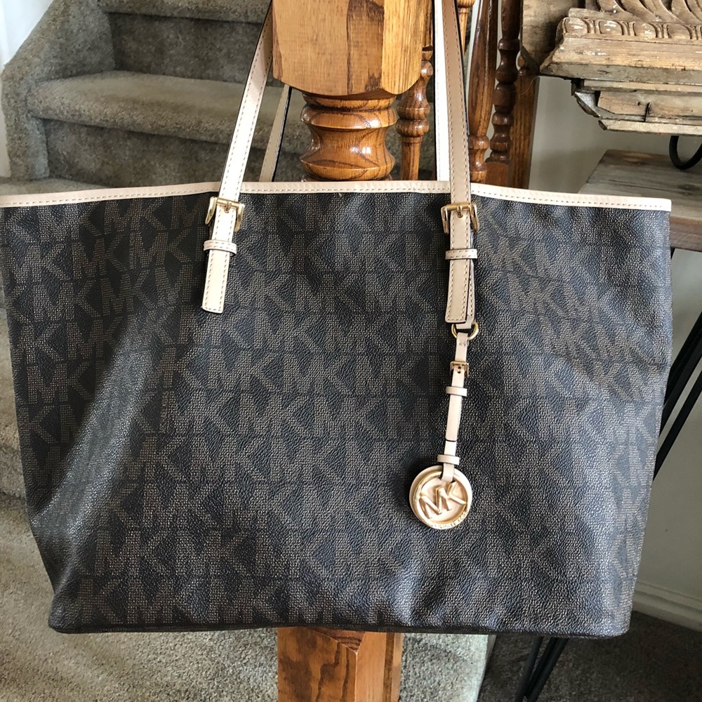 Michael Koros hand bag